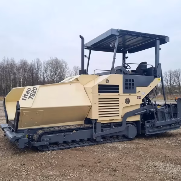 rozściełacz ABG Titan 7820 (Volvo) 2011 rok