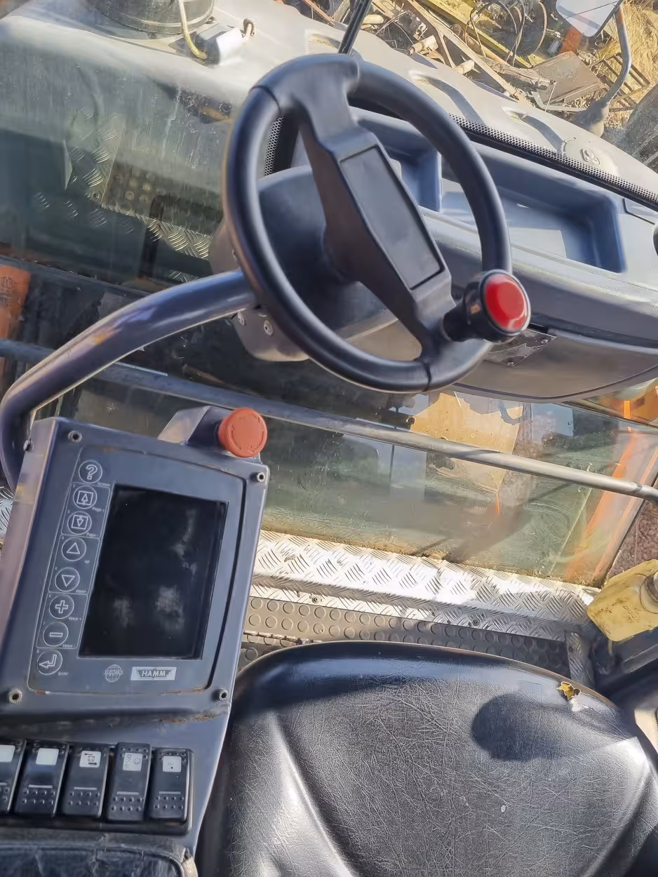walec tandemowy hamm dv 70 vo kabina
