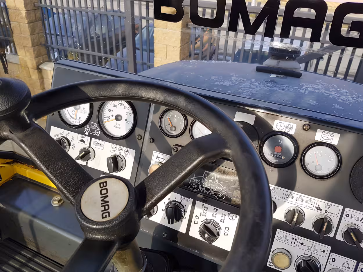walec tandemowy bomag bw 184 ad